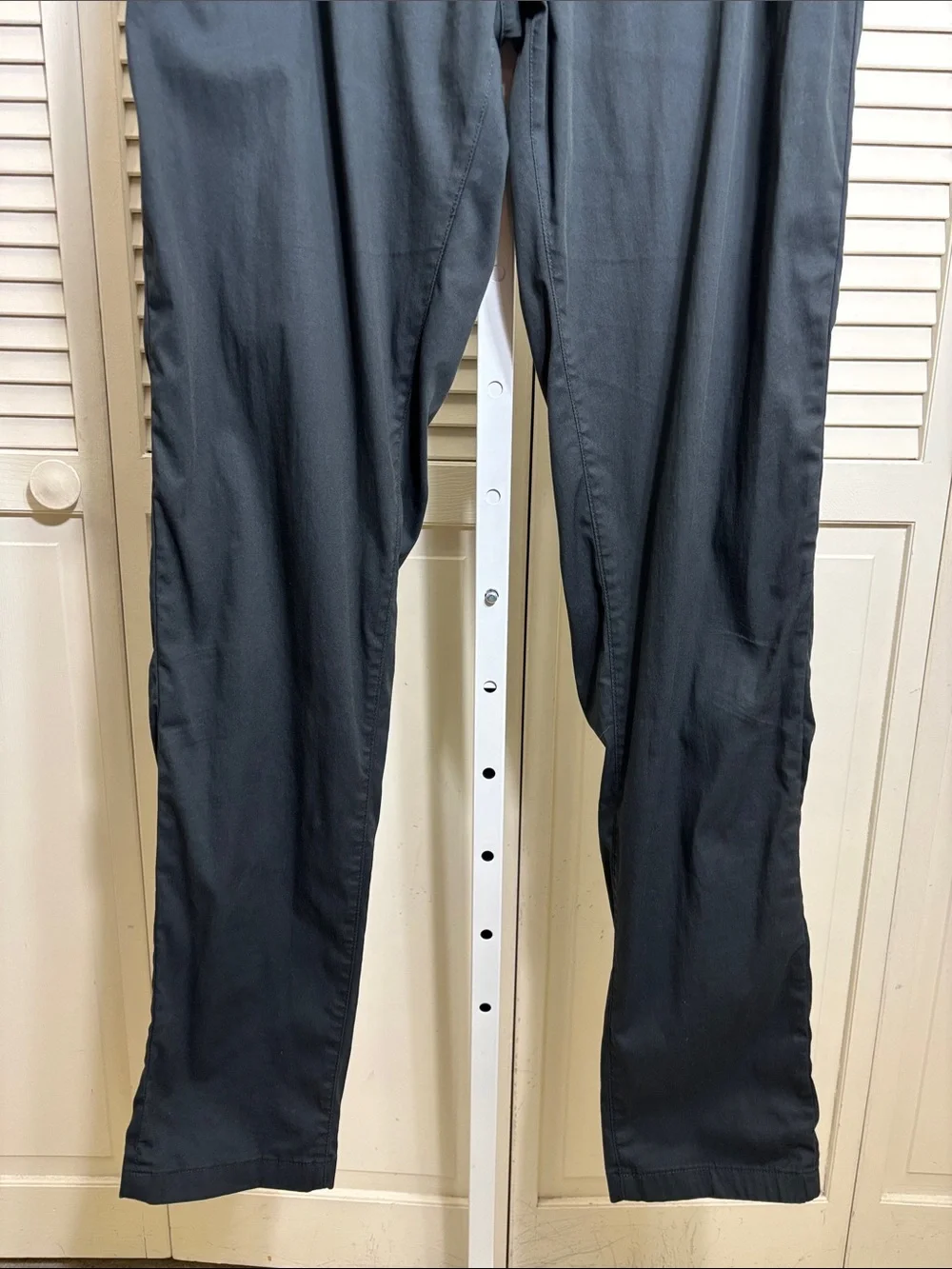 Birddogs Men's Slim Fit Stretch Khaki Pants Size 32 x 34